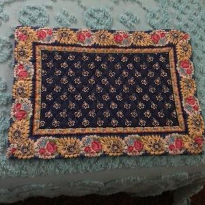 VERA BRADLEY Quilted placemats